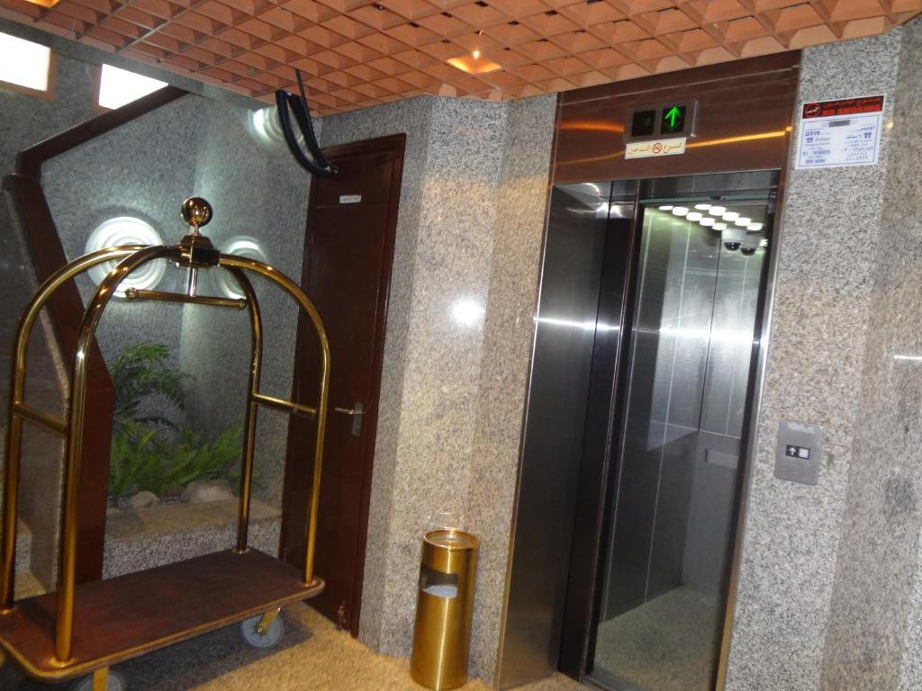Top Hotel Apartments Al Ain Esterno foto