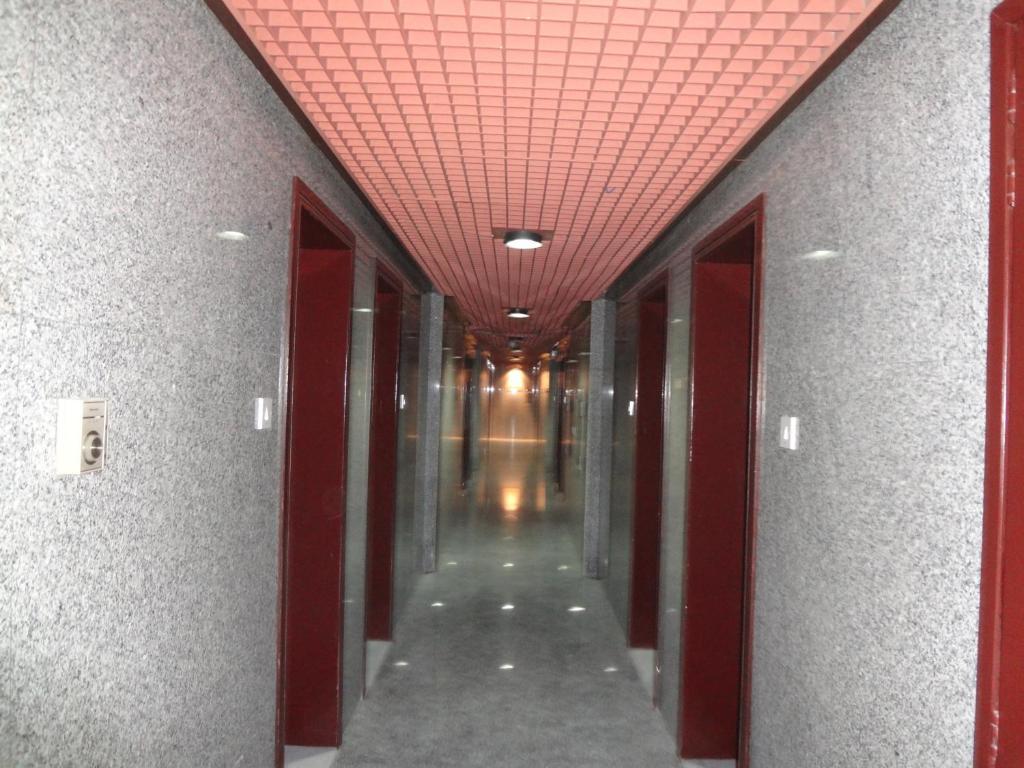 Top Hotel Apartments Al Ain Esterno foto