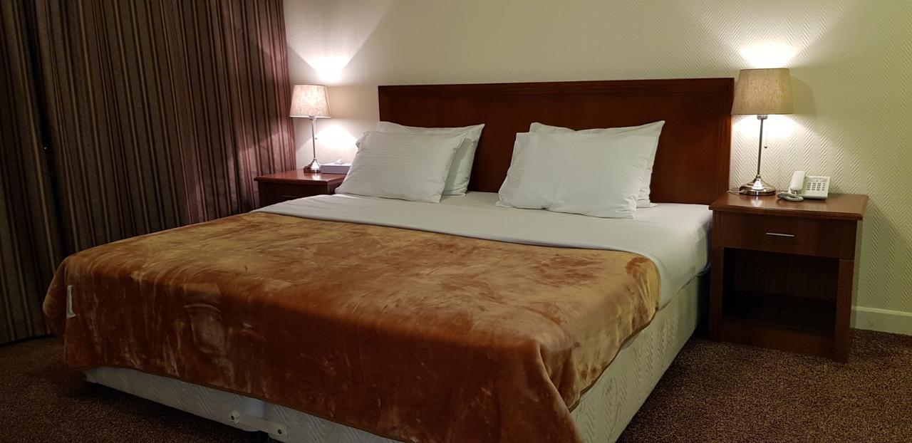 Top Hotel Apartments Al Ain Esterno foto
